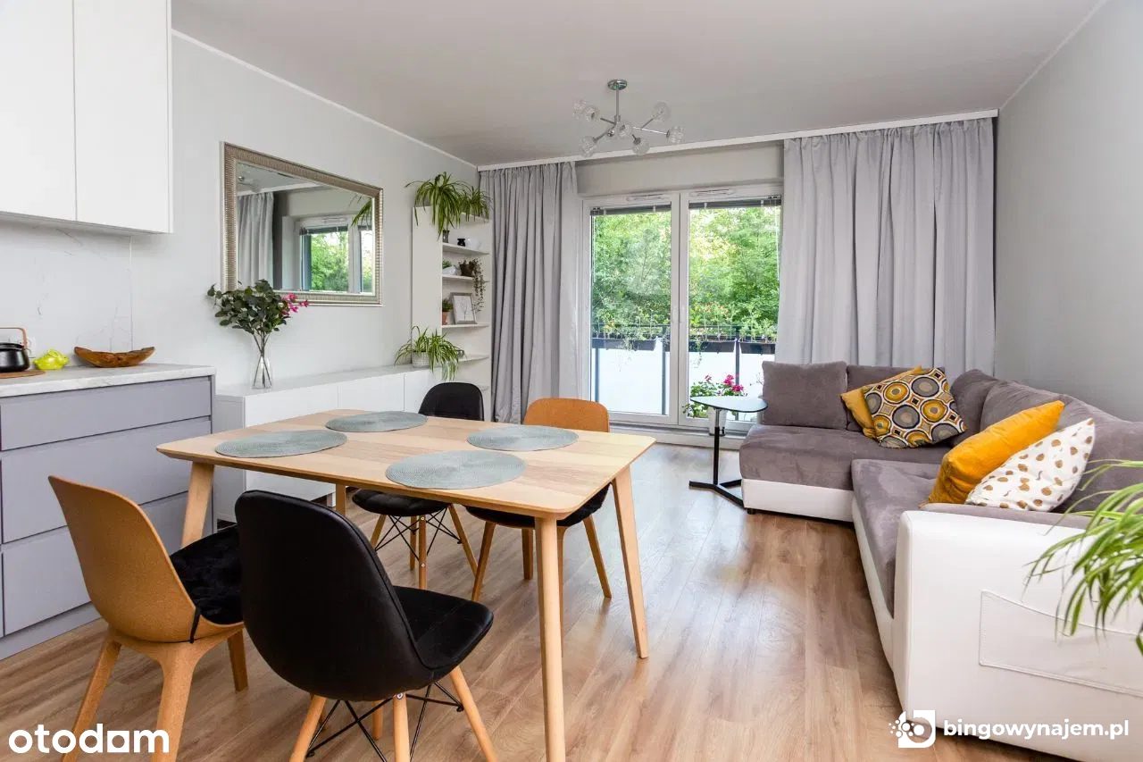 Hugona Kowarzyka / Do zamieszkania / 3 pokoje / Cicha